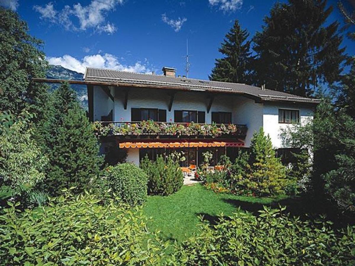 Gaestehaus Antonia Garmisch-Partenkirchen Exterior photo